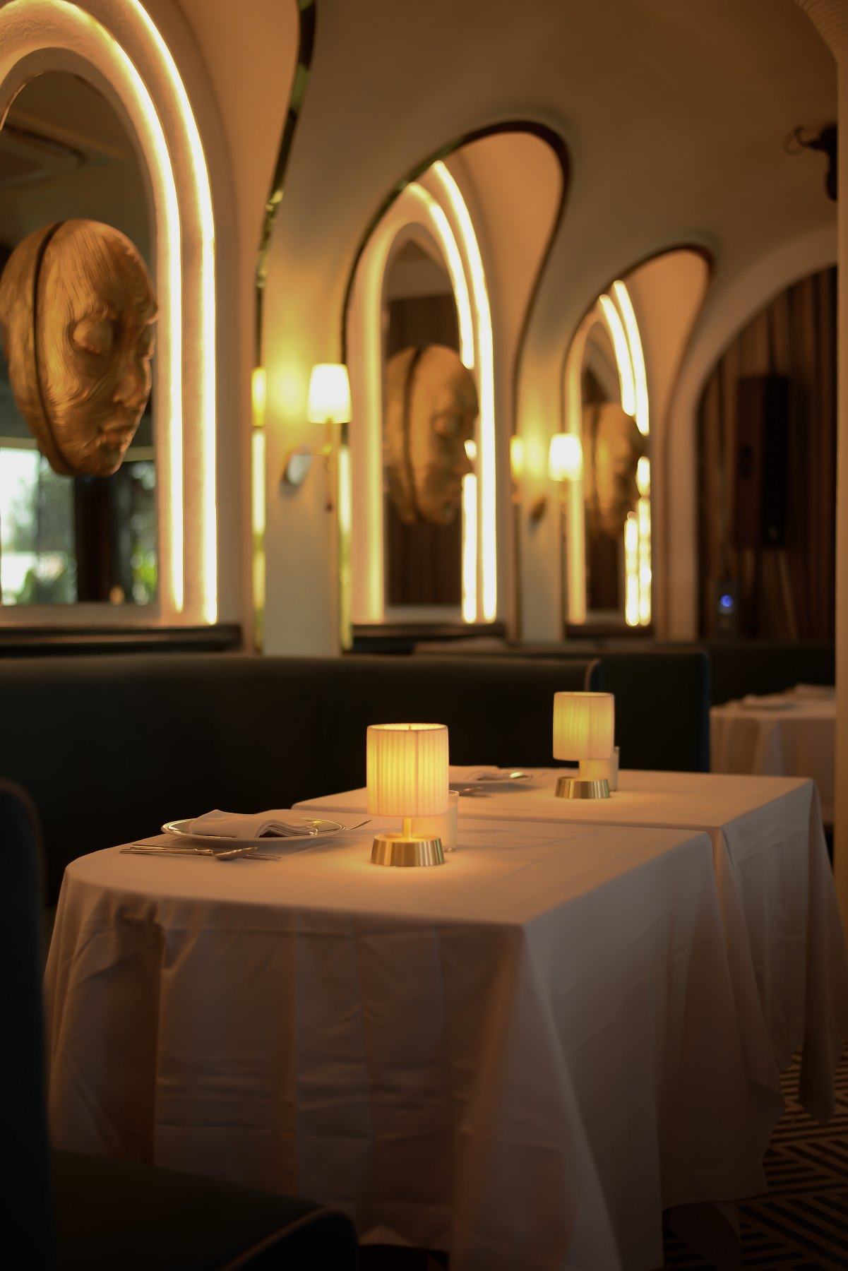 La Luna Abuja — Lamplit tables