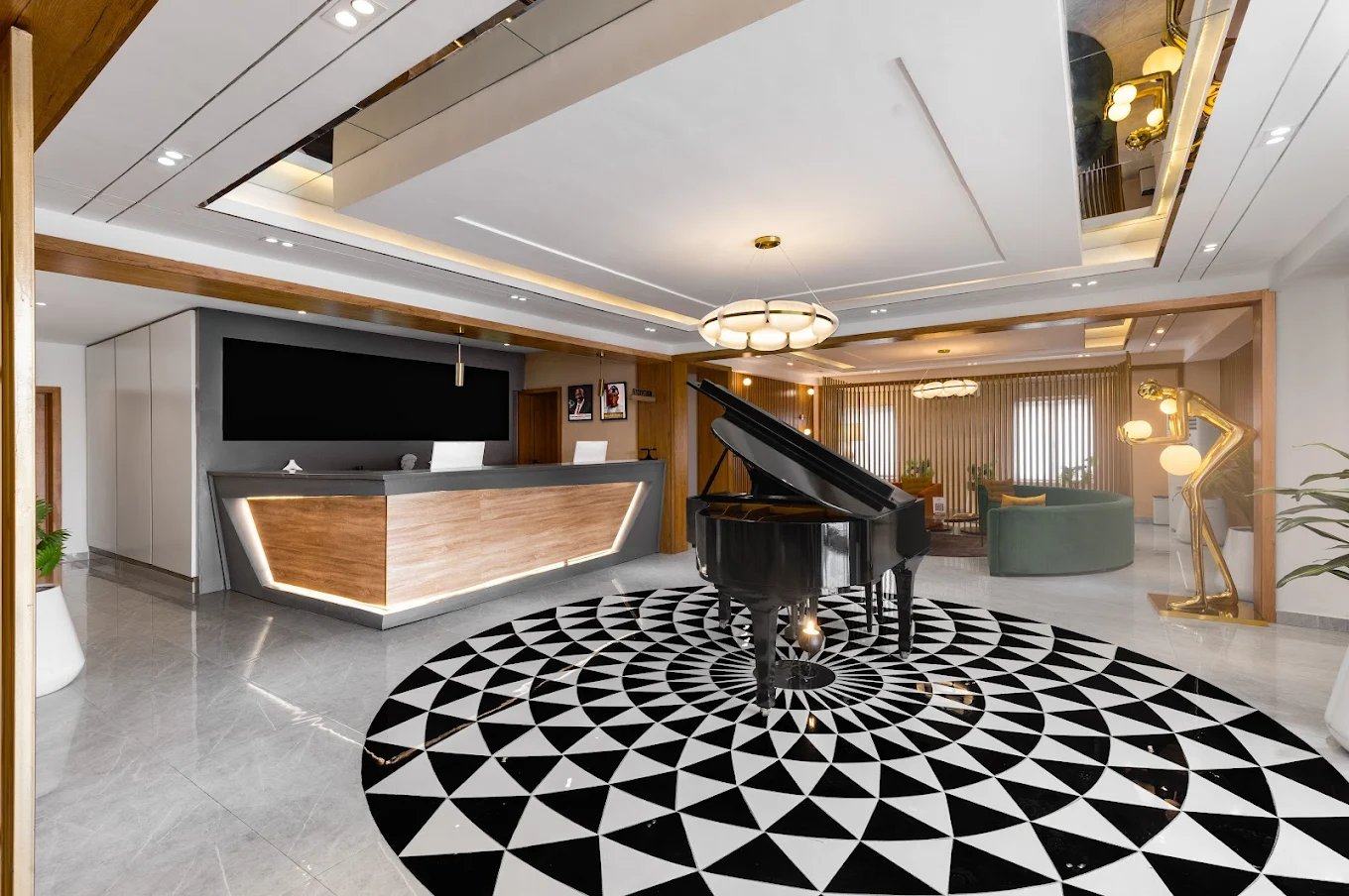 Ivy Lush Hotel, Warri — Reception & lobby lounge