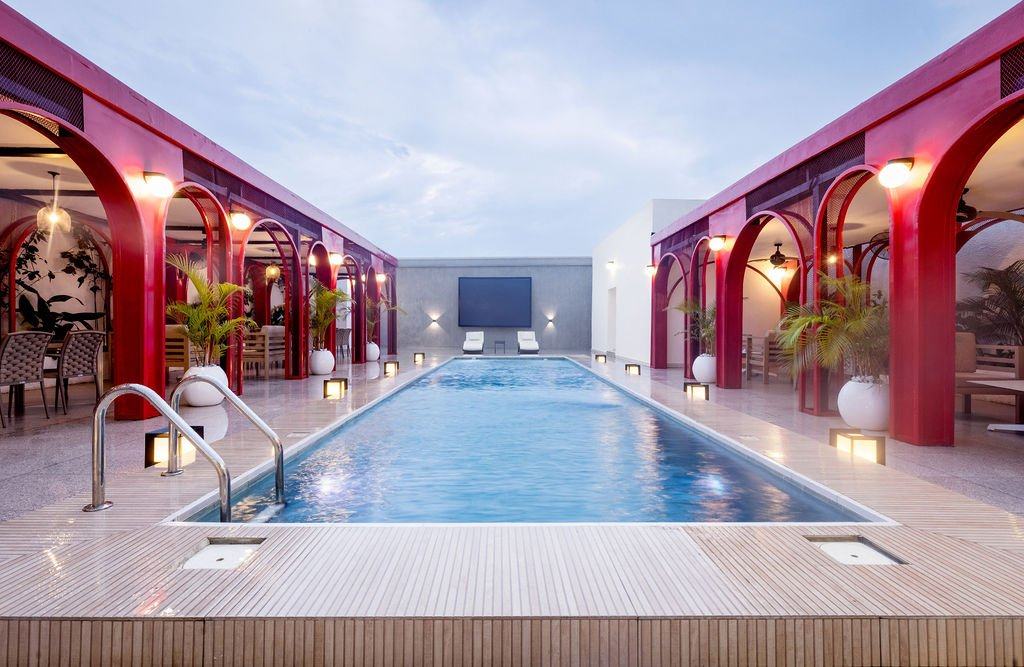 Ivy Lush Hotel, Warri — Pool terrace